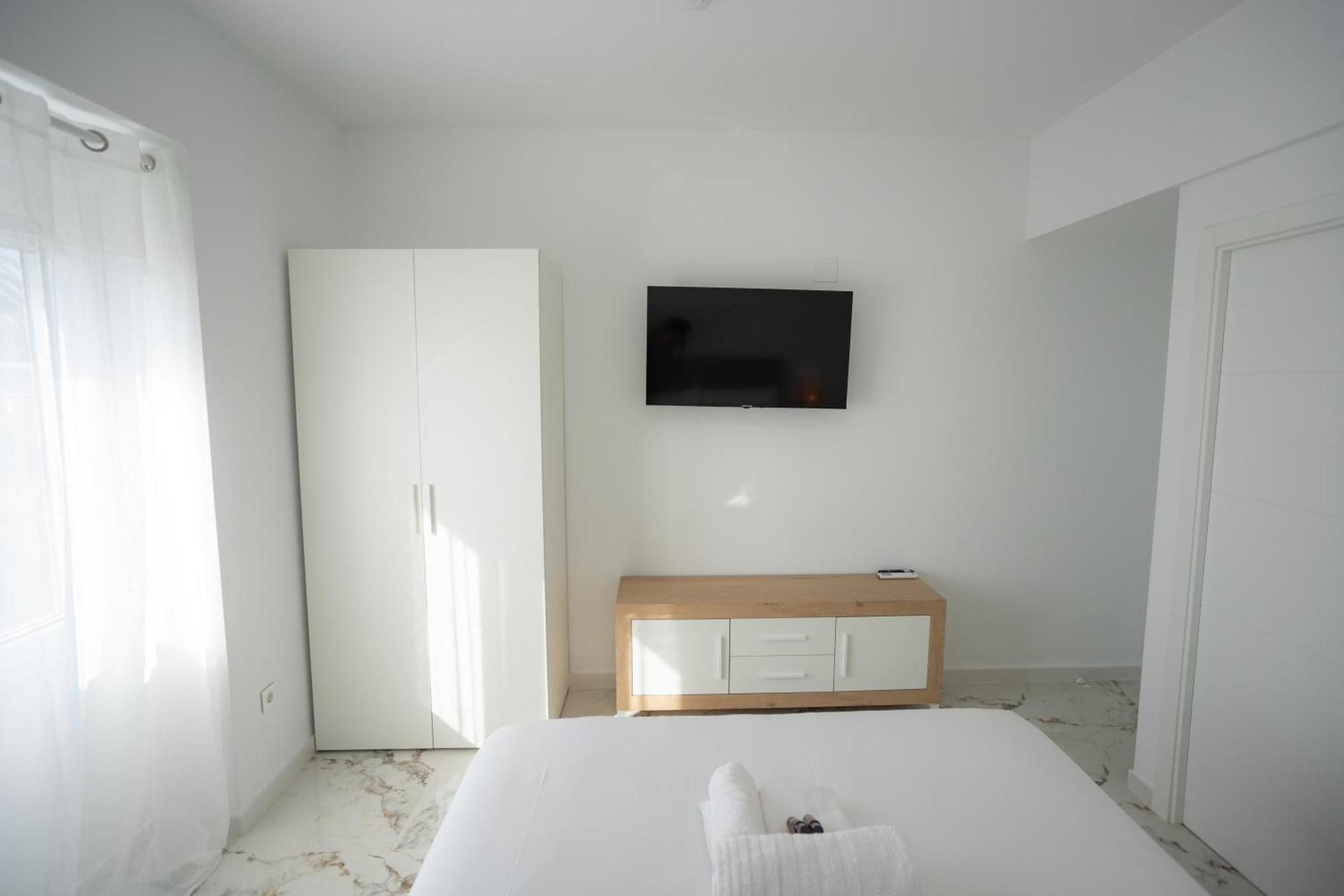 L&G Apartments Bahia Suite Аликанте Екстериор снимка