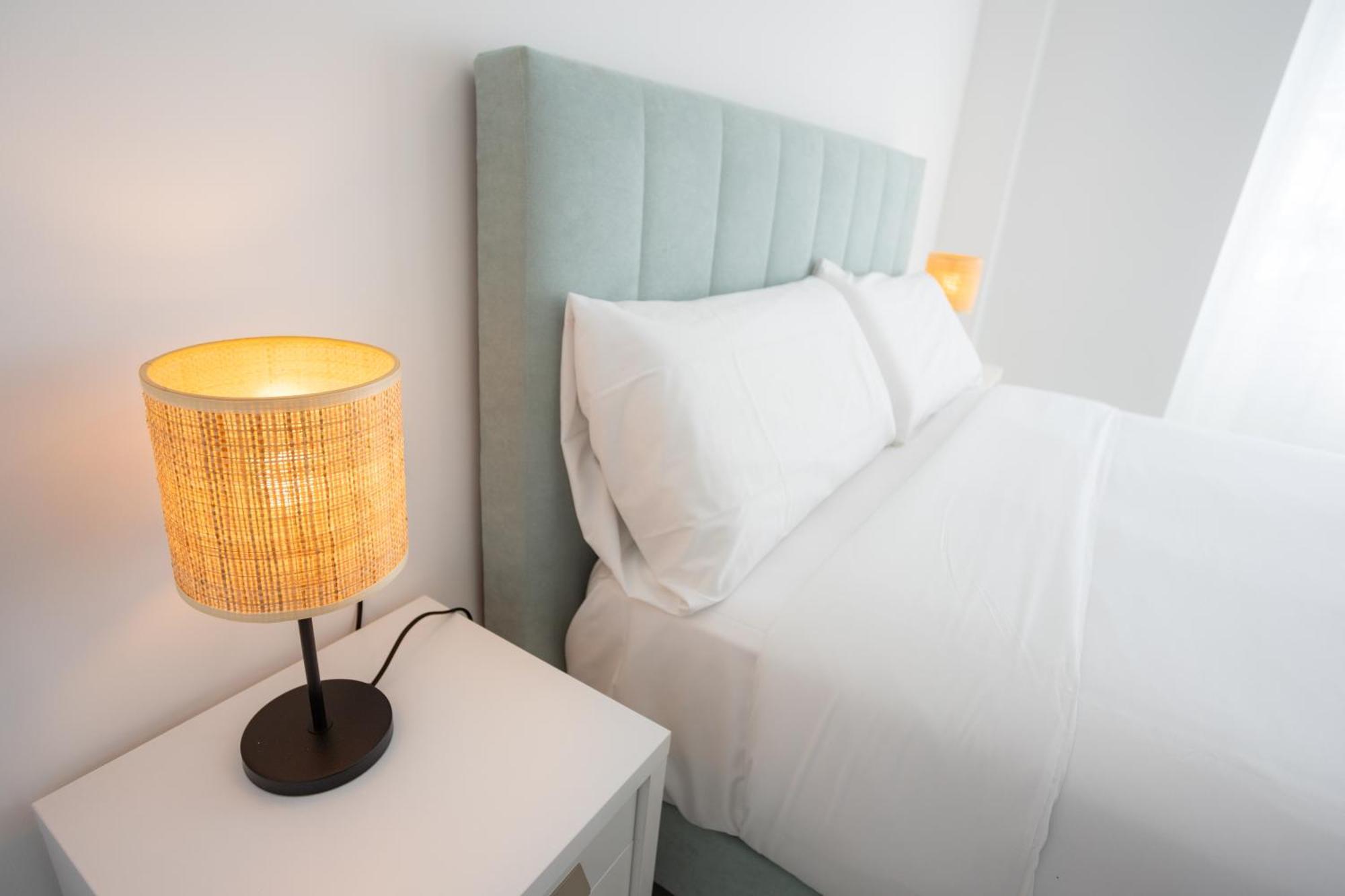 L&G Apartments Bahia Suite Аликанте Екстериор снимка