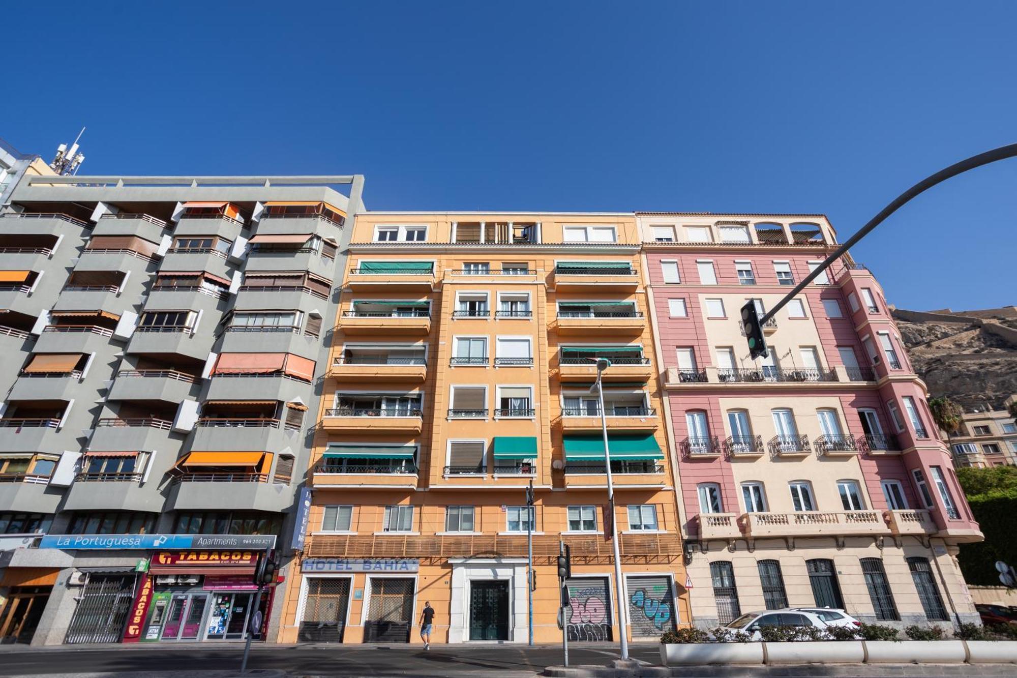 L&G Apartments Bahia Suite Аликанте Екстериор снимка