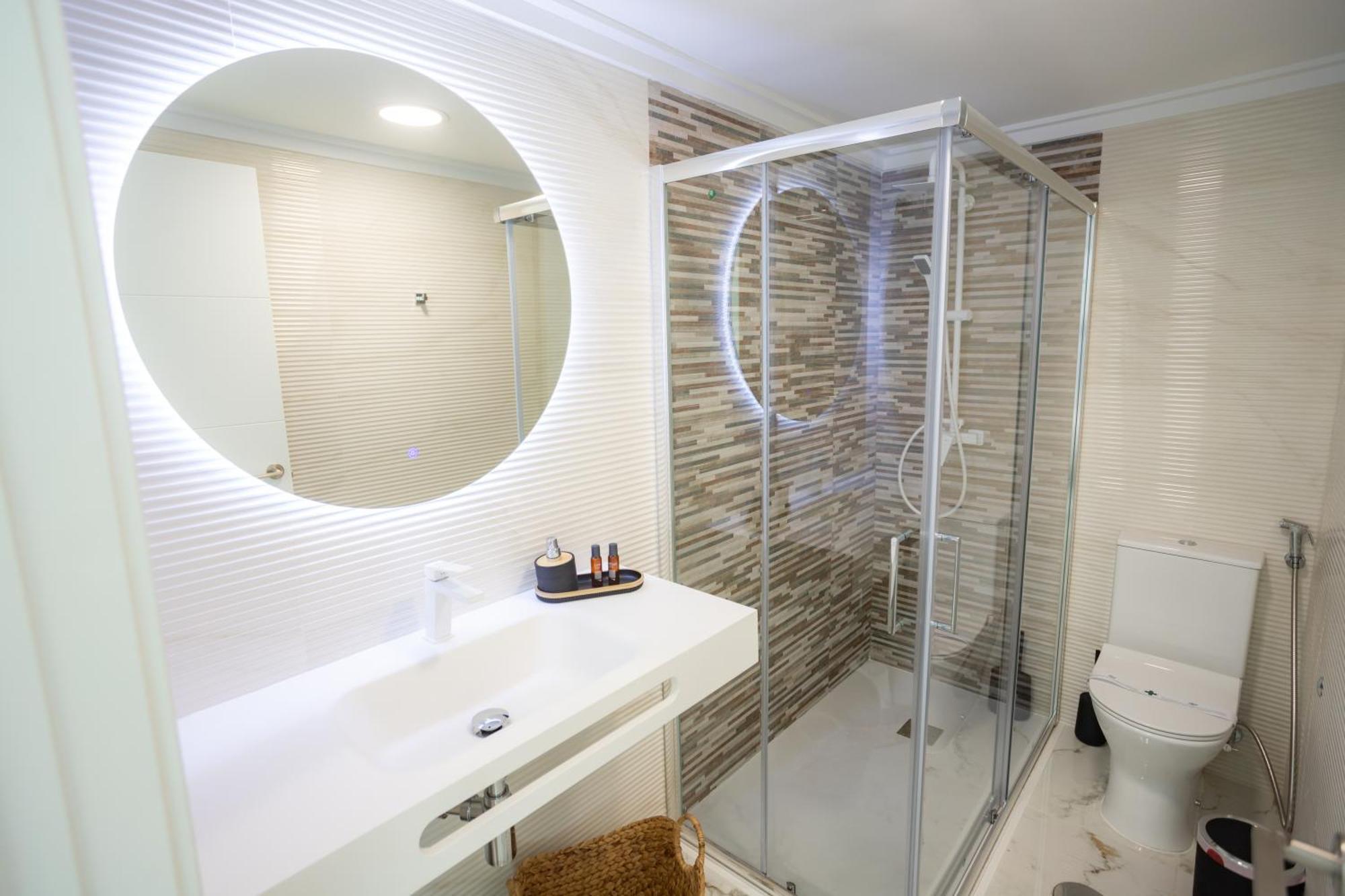 L&G Apartments Bahia Suite Аликанте Екстериор снимка